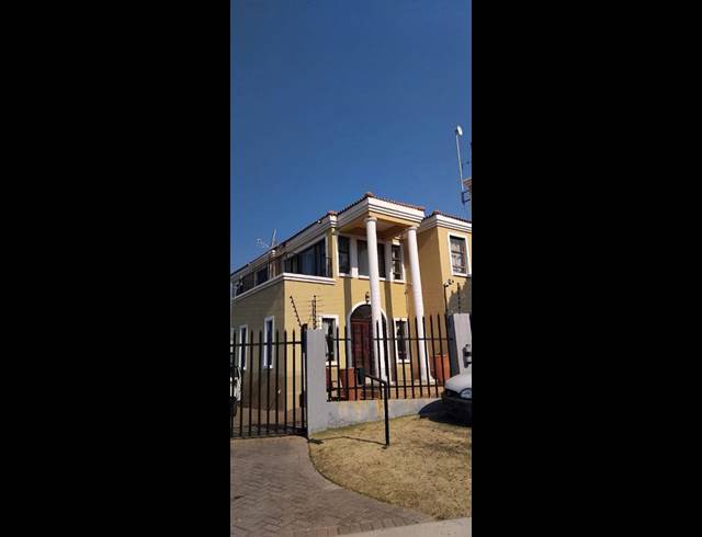 6 BEDROOM PROPERTY TO RENT IN ELANDSPARK